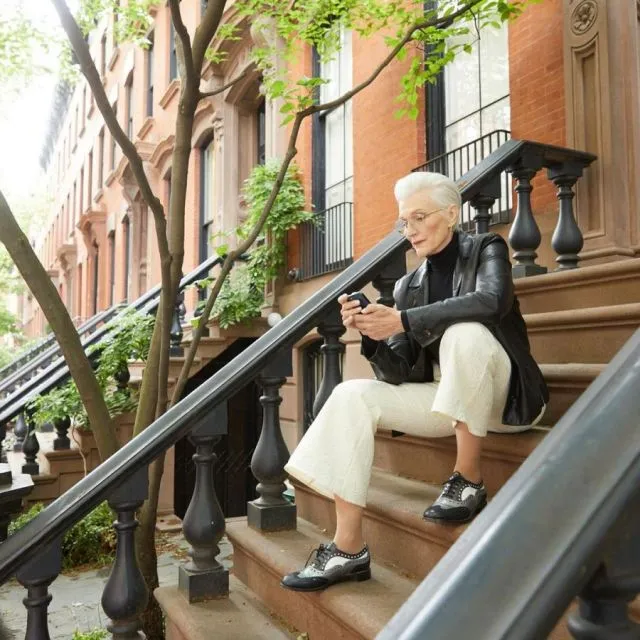 11 Potret Stylish Maye Musk, Ibunda Elon Musk yang Tetap Eksis di Usia 74 Tahun 20 Tampil maskulin