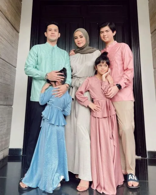Olla Ramlan Bebaskan Anak Memilih Tinggal Dengannya atau Aufar Hutapea Usai Cerai 4 Olla Ramlan ingin bercerai secara baik-baik