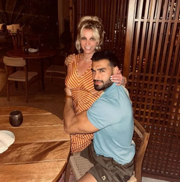 Britney Spears Alami Keguguran Setelah Umumkan Kehamilan Sebulan Lalu 4