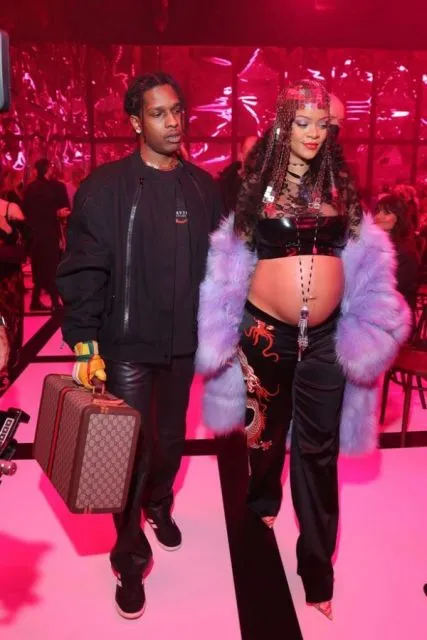 Selamat! Rihanna dan ASAP Rocky Dikaruniai Anak Laki-Laki 4