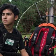 5 Cara Menikmati Hidup ala Andrew Kalaweit, Ada yang Ngeri-ngeri Sedap nih~