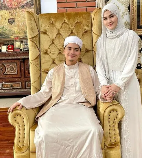 Henny Rahman Umumkan Kehamilan, Begini Doa Manis Alvin Faiz untuk Sang Istri 3 Alvin Faiz