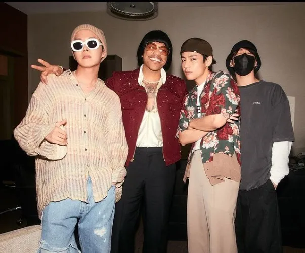 Intip Gaya Fashion Anderson Paak yang Viral Disebut-sebut Mirip Pak Tarno. Eh? 9 gaya anderson paak