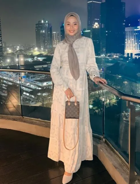 Potret Gaya Terbaru Dara Arafah Usai Mantap Berhijab. Manis Banget! 14 Dara Arafah