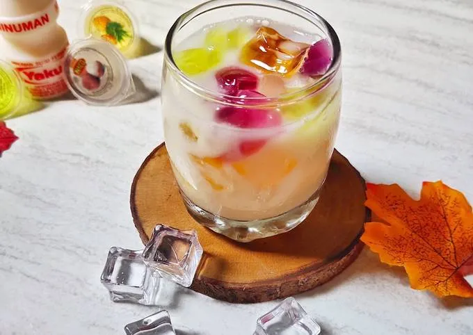 Resep Es Jelly Yakult Soda, Minuman Kekinian Super Segar! 3 es jelly yakult