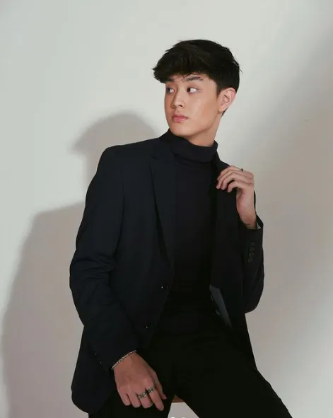 8 Potret Gabriel Prince, Penyanyi Indonesia yang Tolak Tawaran Gabung SM Entertainment 15