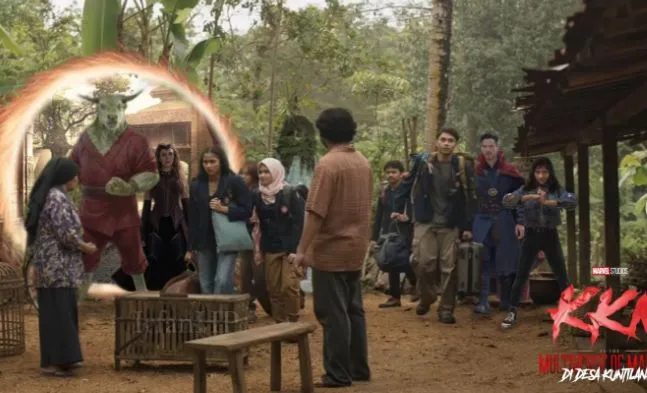 Begini Jadinya Kalau KKN Desa Penari dan Doctor Strange Berkolaborasi. Kocak Banget! 16