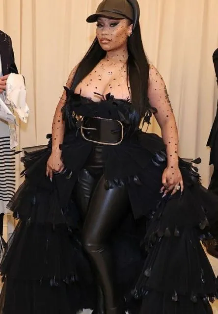 8 Gaya Paling Unik dan Nyeleneh dari Selebritas yang Hadiri Met Gala 2022 11 gaya seleb di Met Gala 2022