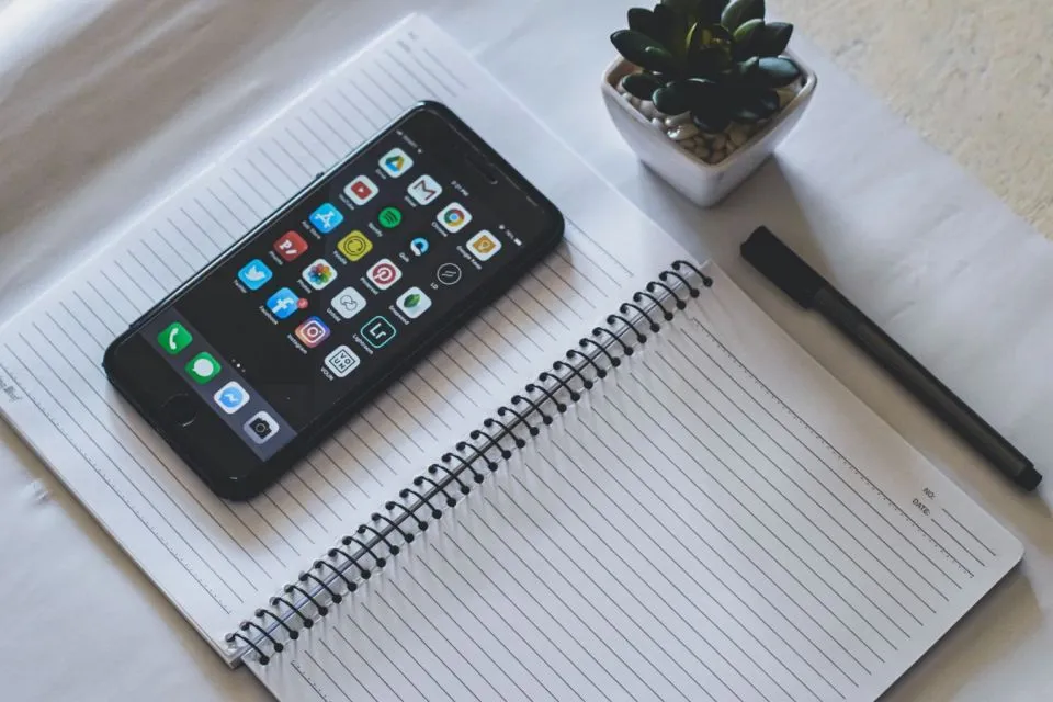 7 Cara Cek iPhone Asli atau Palsu Sebelum Membeli. Awas Tertipu! 10 cara cek iPhone asli