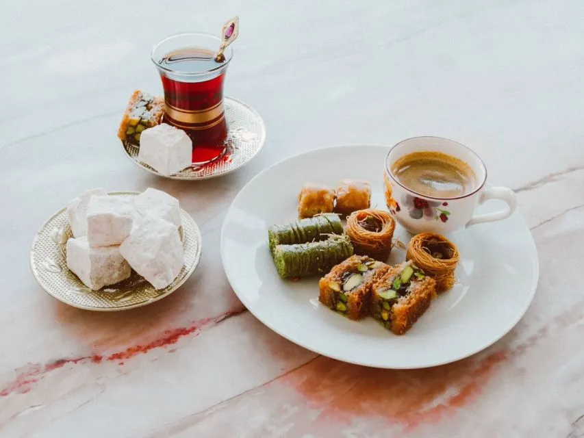 7 Cara Paling Realistis Diet saat Lebaran, Tetap bisa Makan Enak! 13 Cara diet sehat saat lebaran