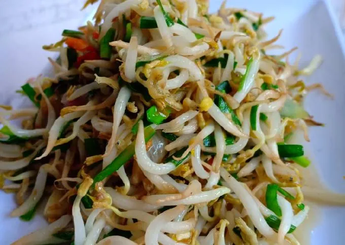 Resep Tumis Tauge Ikan Asin, Gampang dan Nikmat 2 tumis tauge ikan teri