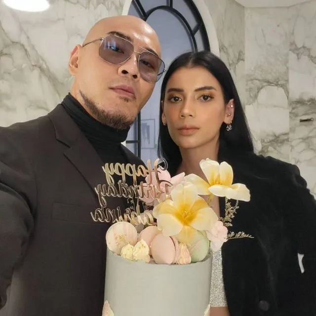 Deddy Corbuzier Menikah dengan Sabrina Chairunnisa, Mas Kawin Unik Disorot 5
