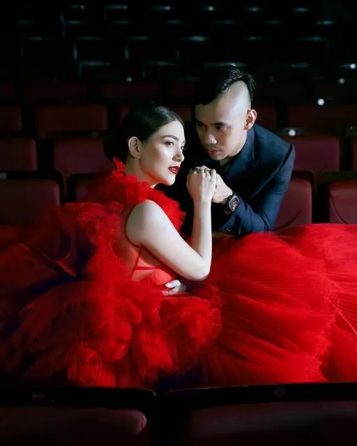 Selamat! Ikmal Tobing dan Indah Lolita Resmi Menikah Usai Belum Lama Saling Kenal 4 Ikmal Tobing menikah