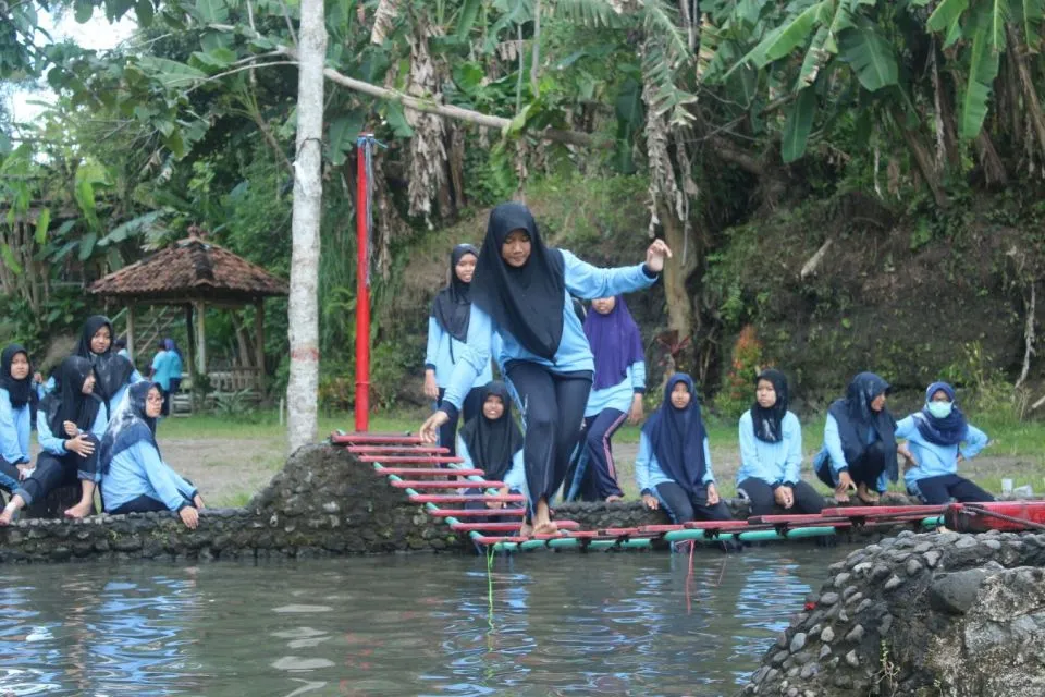 7 Alasan Harus Punya Celana Training yang Serbaguna 11 Celana Training