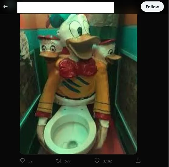 8 Desain Toilet Paling Menyeramkan. Rasanya Kayak Uji Nyali 14 Toilet Seram