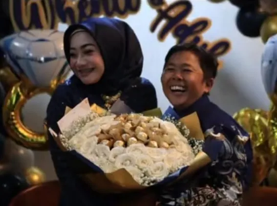 Lepas Status Duda, Komedian Adul Resmi Menikah Lagi dengan Gadis Bernama Wenty 3