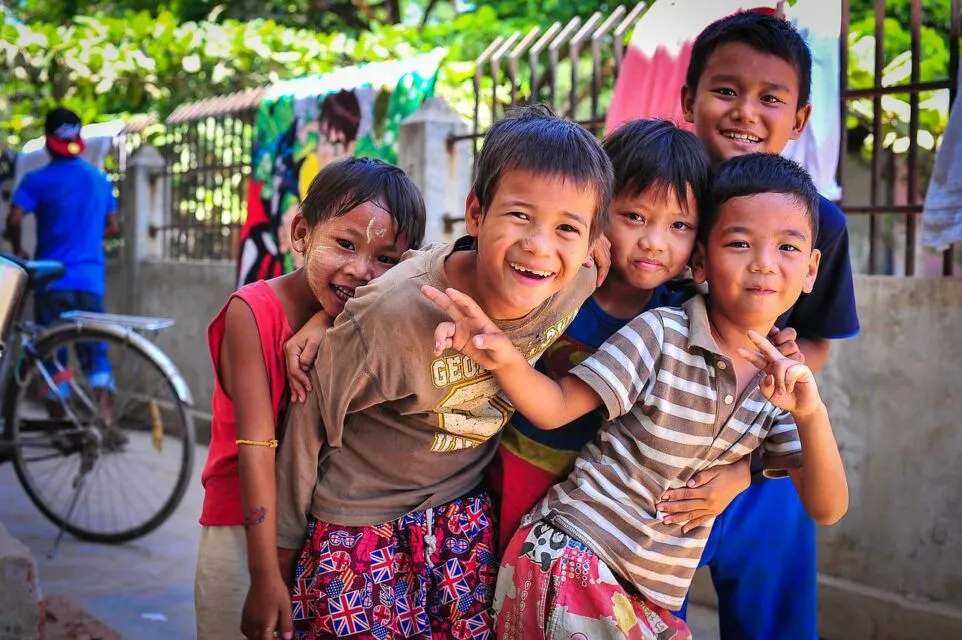 6 Alasan Kenapa Liburan Sekolah saat Kecil Jadi Momen yang Menyebalkan, Pernah Mengalami? 8 anak SD