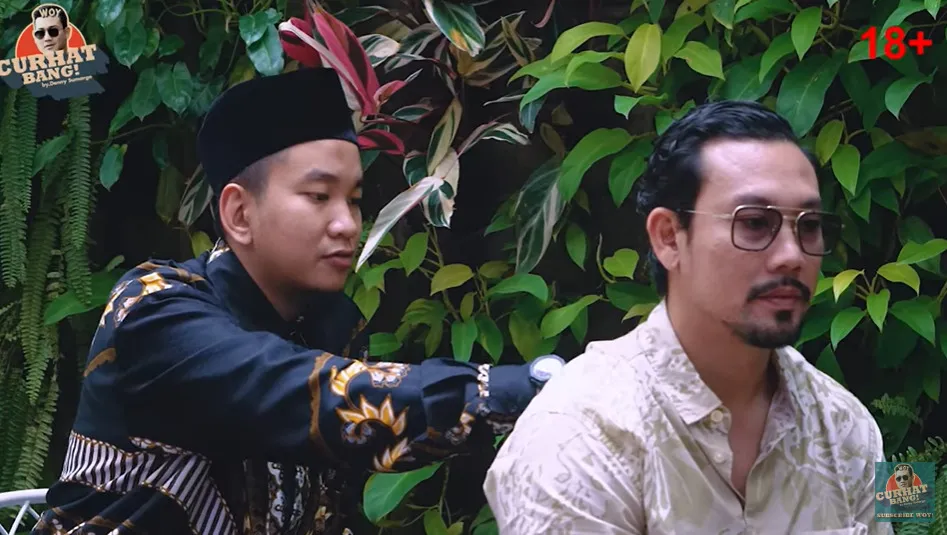 Denny Sumargo Jalani Rukiah dengan Ustadz, Imbas Podcast-nya Disebut Kutukan 3