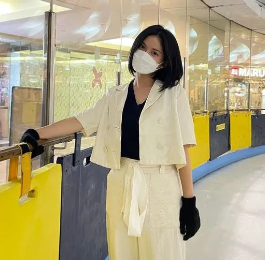 Potret Cantik Melati Eks Member JKT48 yang Viral Jualan Nasi Bakar 8