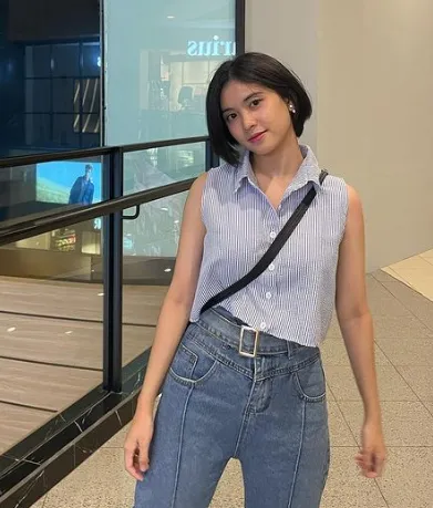 Potret Cantik Melati Eks Member JKT48 yang Viral Jualan Nasi Bakar 11