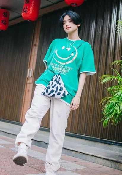 Potret Cantik Melati Eks Member JKT48 yang Viral Jualan Nasi Bakar 13