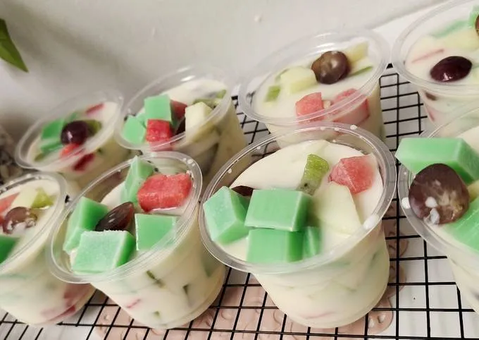 Aneka Resep Es Puding Buah, Segarnya Menggoda 2 es puding buah