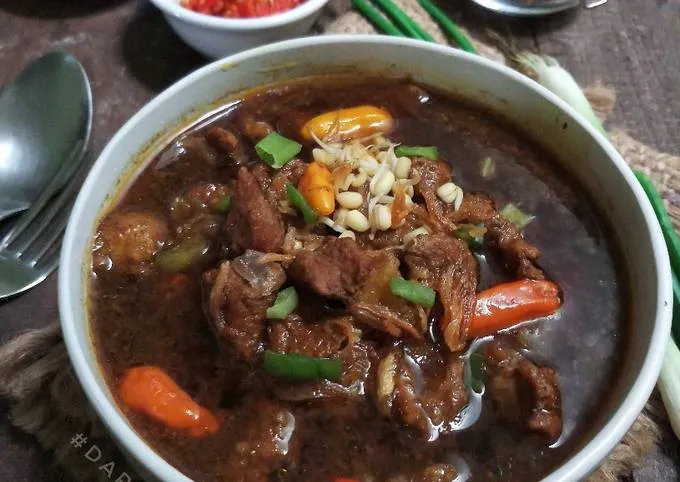 Resep Rawon Daging ala Jawa Timur yang Gurihnya Otentik 2 rawon daging