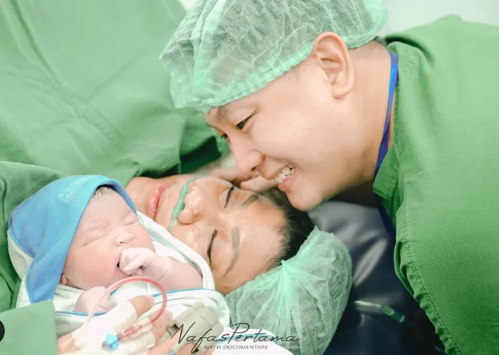 Regina Ivanova Dikaruniai Anak Pertama, Arti Namanya Penuh Makna 3