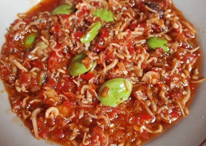 Resep Sambal Teri Medan Pedas yang Nampol Abis! 2 teri medan pedas