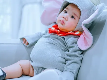 12 Potret Rayyanza Saat Pakai Kostum Lucu. OOTD-nya Selalu Bikin Gemas! 15