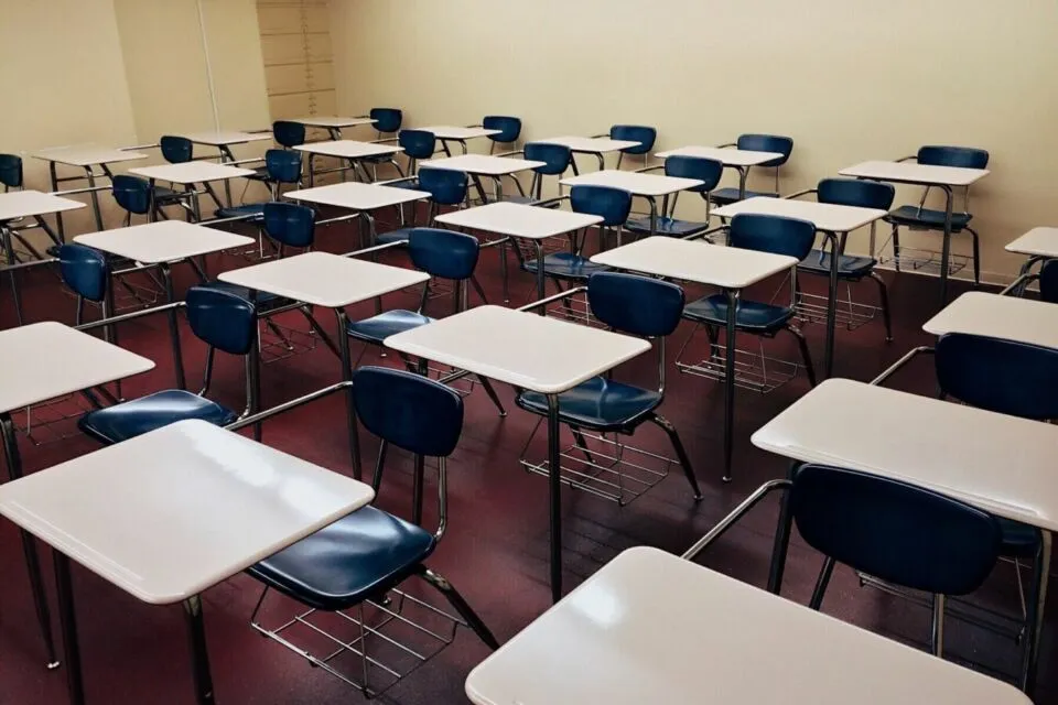 Setelah Lulus SD dan Masuk SMP, Sederet Persoalan ini Dulu Pasti Pernah Bikin Kamu Kaget 8