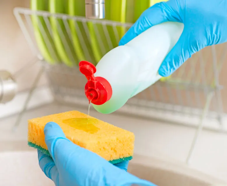 5 Cara Tepat Mengatasi Lantai Dapur Berminyak. Bye Lantai Lengket! 8 cara membersihkan lantai dapur berminyak