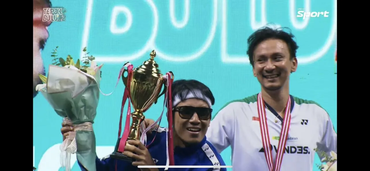 Serba-serbi Tepok Bulu yang Diadakan Vincent-Desta. Pertandingannya Seru Abis! 14 Tepok Bulu 2022