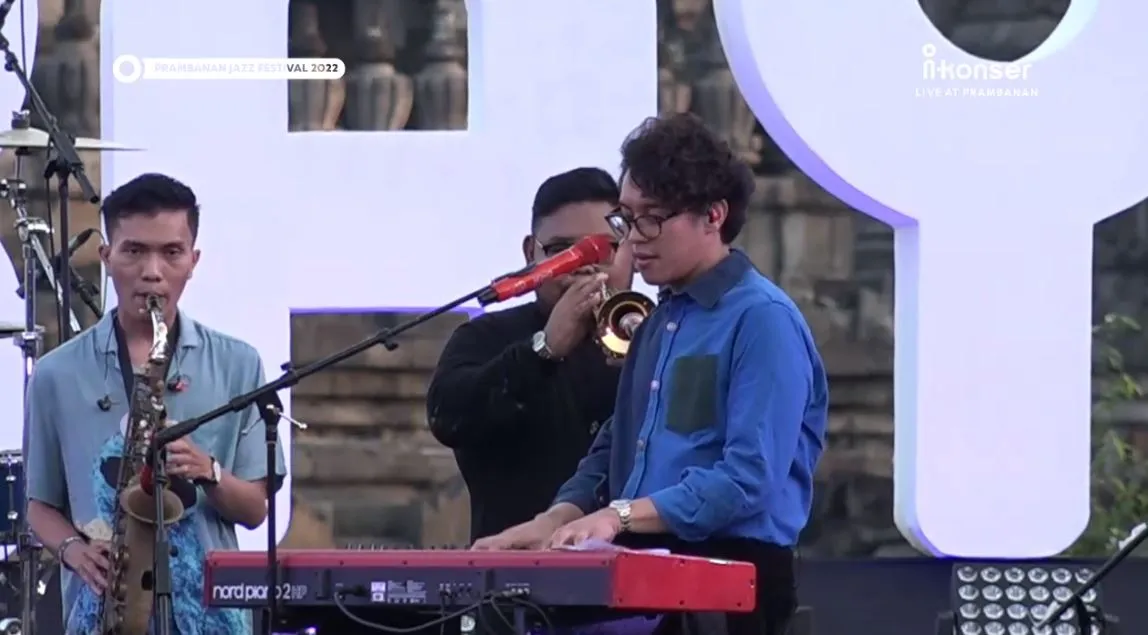 Prambanan Jazz 2022: Sewindu Merayakan Rindu. Penonton Diajak Nostalgia di Hari Pertama 5 Prambaban Jazz 2022