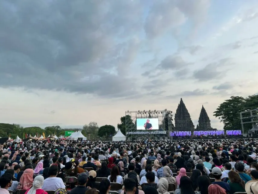 Senja di Prambanan Jazz 2022 dan Suguhan Musik Rasa Internasional 5