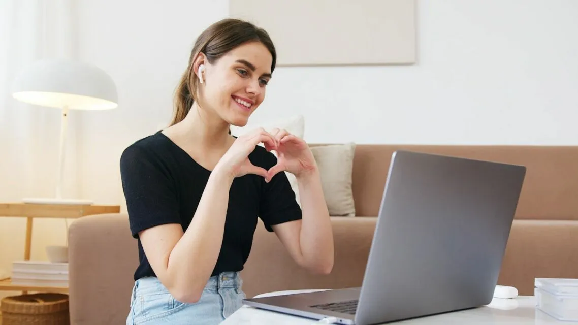 Tips Berteman dengan Aman di Media Sosial, Hati-hati Akrab Belum Tentu Baik! 10 tips berteman dengan aman
