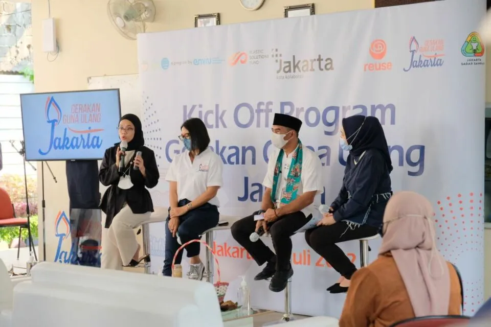 Gerakan Guna Ulang Jakarta Ajak Masyarakat Diet Plastik Sekali Pakai 4