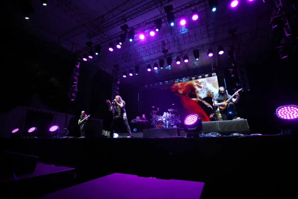 Dream Theater Gelar Konser di Solo, Jadi Obat Rindu Para Penikmat Musik Metal Tanah Air 8 Konser Dream Theater Solo 2022