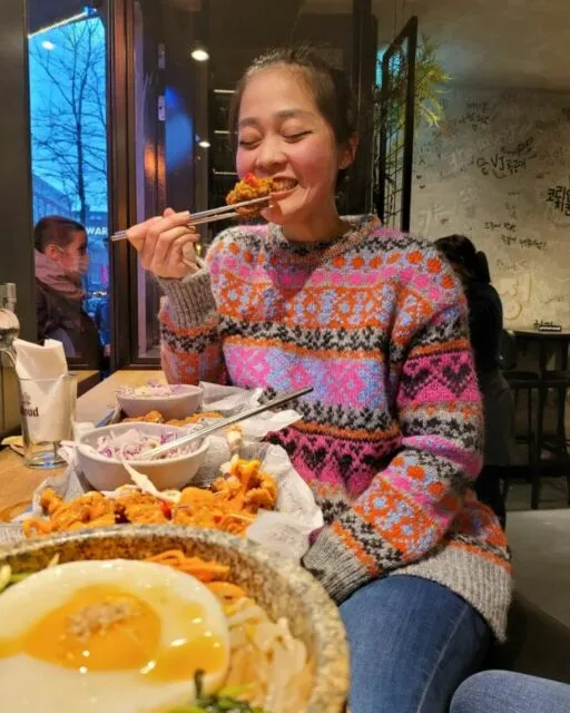 Gracia Indri Hamil, Cuma Bisa Makan Masakan Indonesia: Kalau Masakan Eropa, Mual 2 Gracia Indri harus makan nasi di awal masa kehamilan