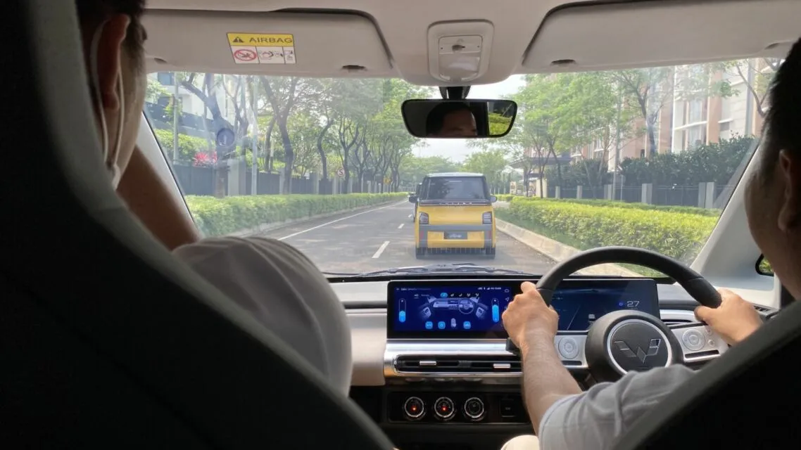 Mengatasi Berbagai Persoalan Terkini dengan Mobil Listrik yang Mumpuni 2