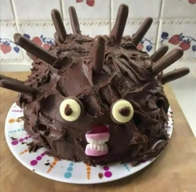 12 Foto Kue Orang Jelek untuk Prank yang Bikin Ngakak 21 ugly cake prank