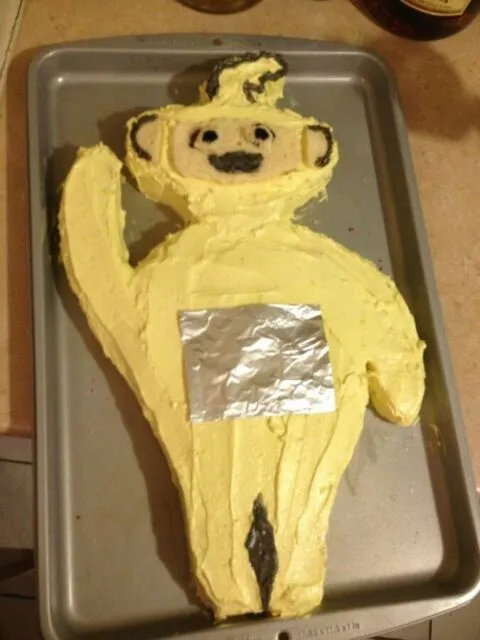 12 Foto Kue Orang Jelek untuk Prank yang Bikin Ngakak 18 foto kue jelek