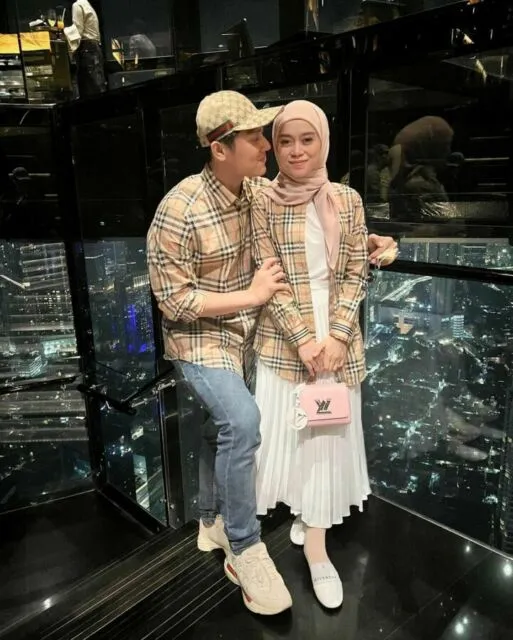 Sejumlah Karyawannya Mengundurkan Diri, Leslar Entertainment Dikabarkan Bubar 5 Para karyawan menanti kepastian