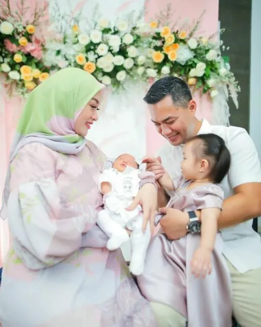 Zaskia Gotik Akhirnya Ungkap Wajah dan Nama Anak Kedua Setelah Sempat Dirahasiakan 4 Ucapan syukur untuk Alia