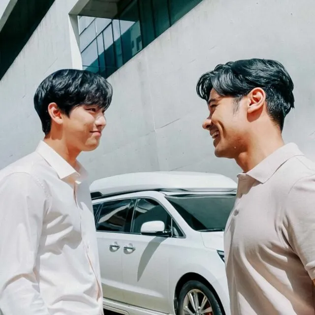 Momen Kompaknya Chicco Jerikho, Kim Sejeong dan Ahn Hyo Seop. Siap Main Drama Bareng! 8 Chicco Jerikho dan Ahn Hyo Seop