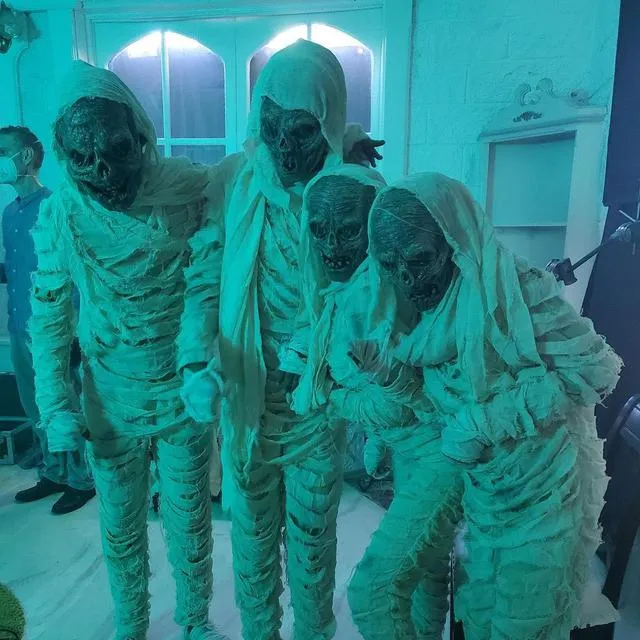 11 Kostum Halloween Nyentrik ala Heidi Klum, Dari Cacing sampai Mayat 12 Heidi Klum Halloween