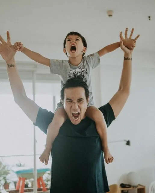 Daniel Mananta Sedih Indonesia Jadi Negara Ketiga dengan Anak Tumbuh Tanpa Sosok Ayah 3 Daniel Mananta soroti Indonesia jadi Fatherless Country