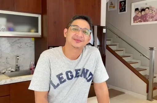Kiesha Alvaro Curhat Banting Tulang Sejak Kecil, Pasha Ungu Puji Sang Anak Lebih Hebat Darinya 4 Penjelasan Pasha Ungu