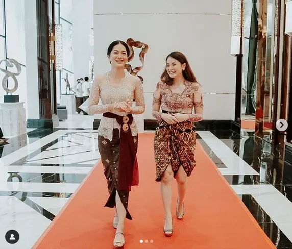 Potret 8 Artis Indonesia yang Turut Meriahkan KTT G20 Summit di Bali. Megah dan Meriah! 13 Vina Candrawati dalam G20
