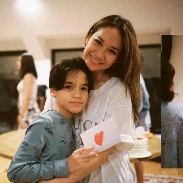 Curahan Hati Bunga Citra Lestari, Ungkap Beratnya Lihat Hidup Sang Anak Tanpa Sosok Ayah 3 Bunga Citra Lestari Noah
